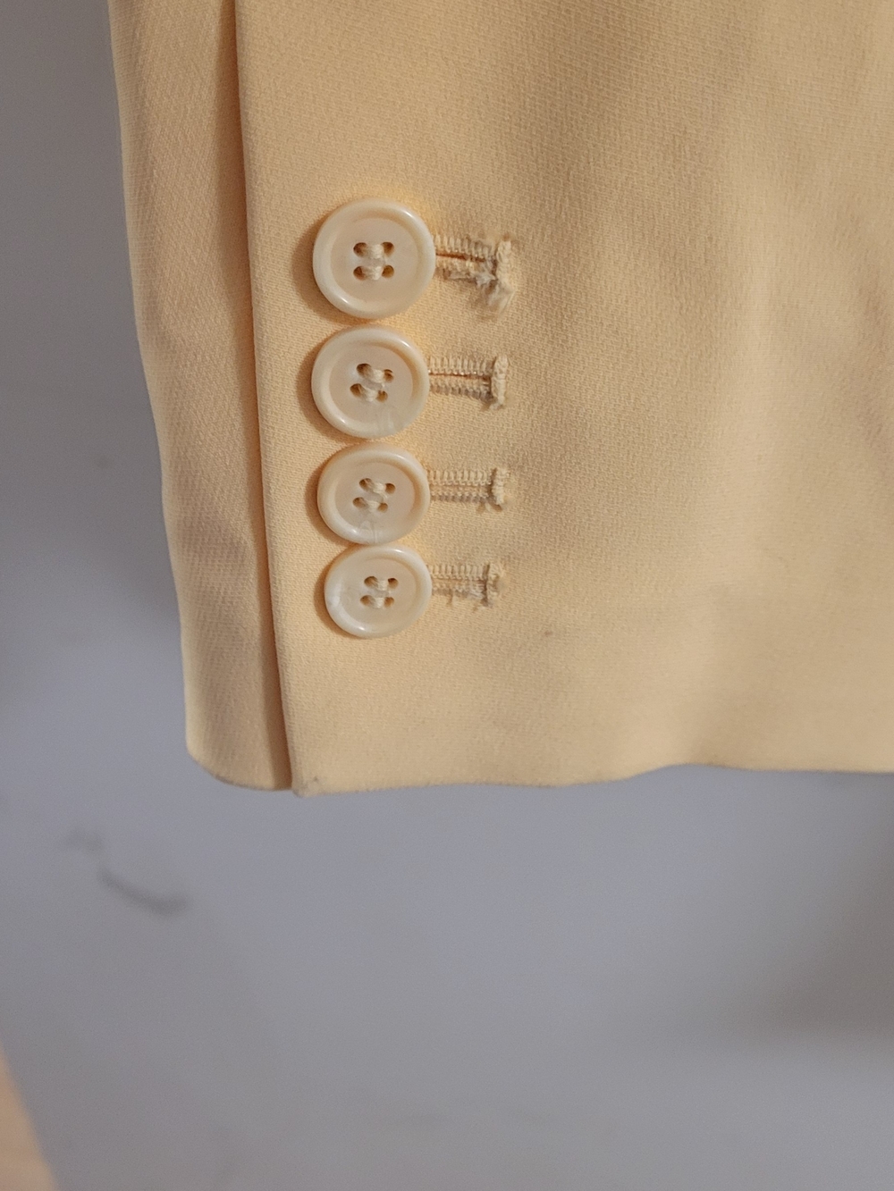 Liz Claiborne Pale Yellow Double-Breasted Blazer - Picture 4 of 7